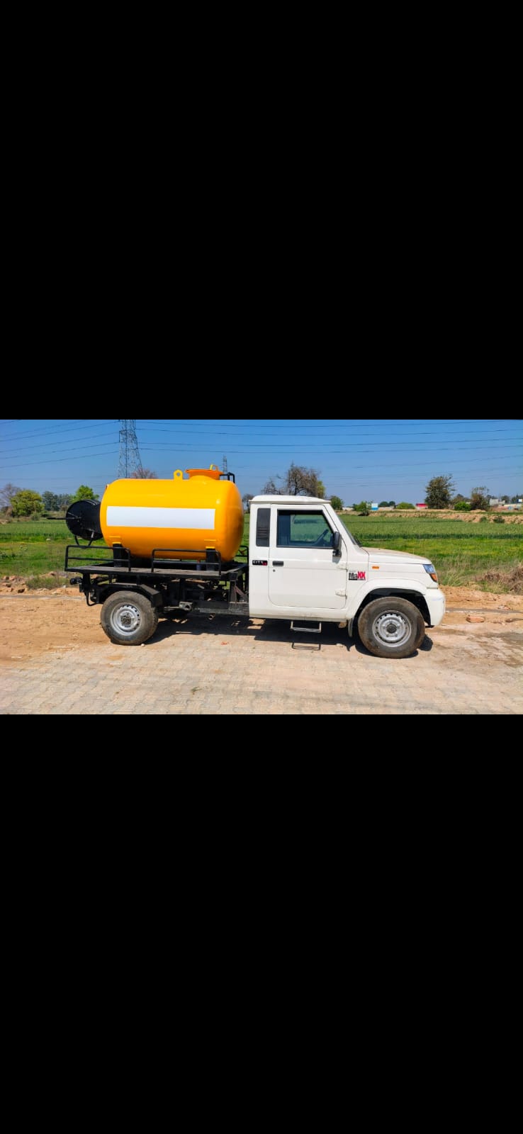 SJ Urban Clean septic cleaning truck on duty
